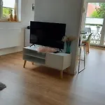 Apartment Tischi *